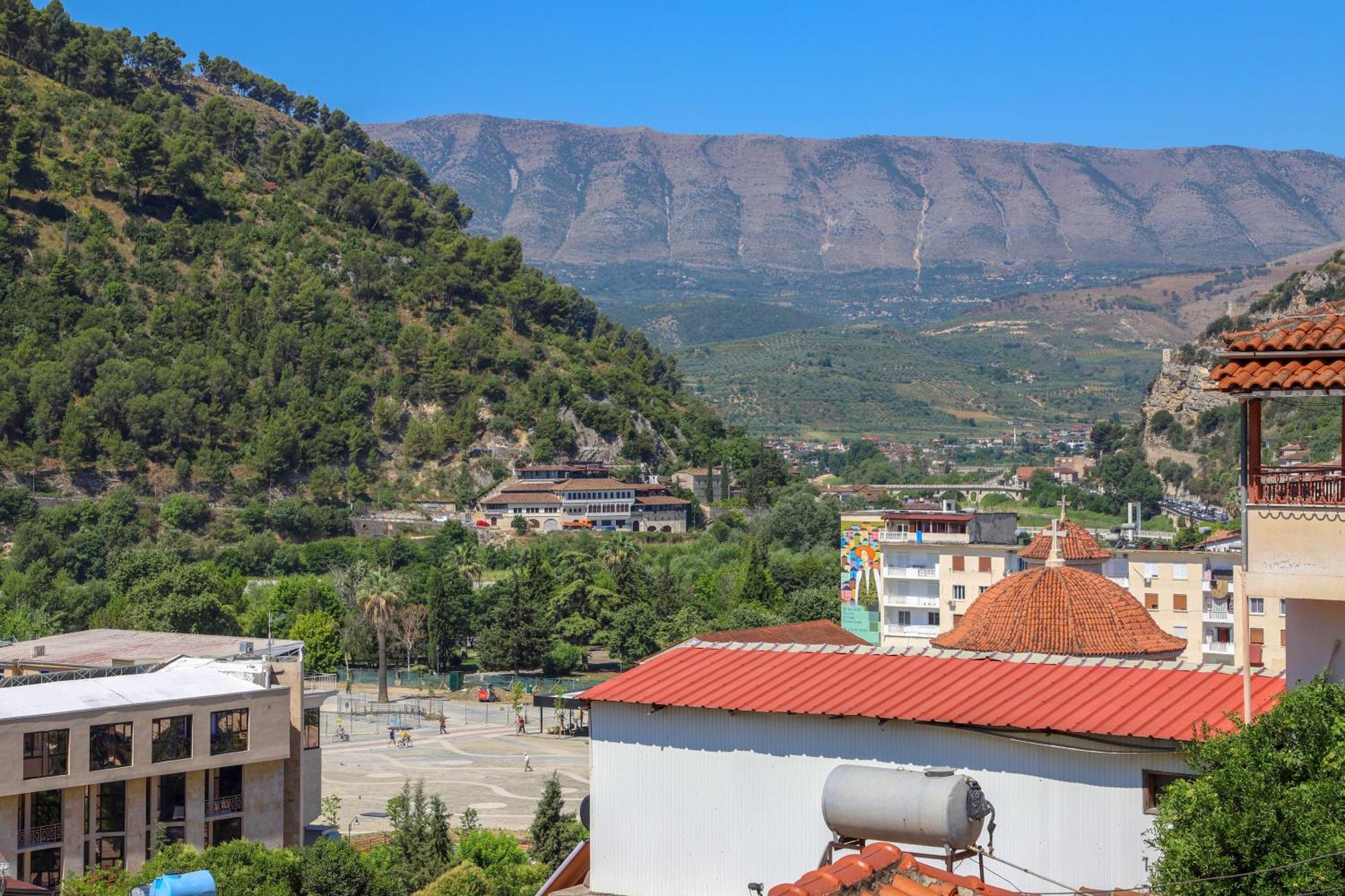 Apartment Stergjo Townview Residences Berat